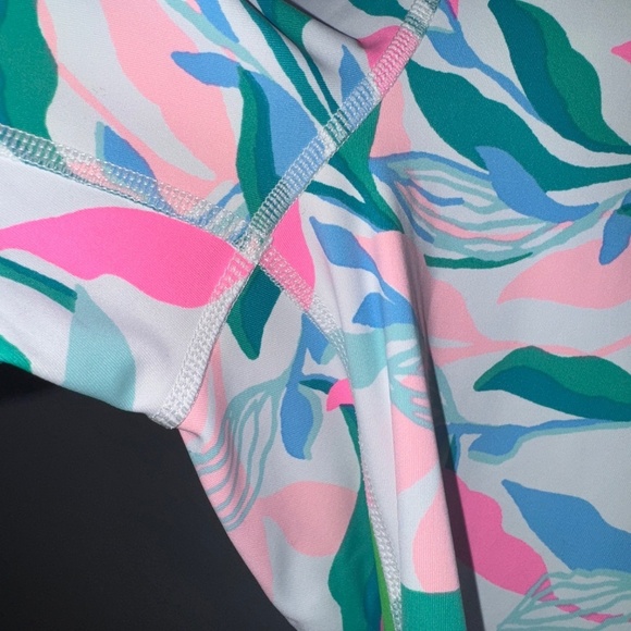 RARE Lilly Pulitzer Upf 50+ Luxletic 24" Weekender High Rise Midi Size XXL - Picture 3 of 5